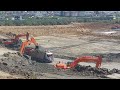 Hitachi ZAXIS 350LCH Ekskavatör Kamyon ve Tırlara Yükleme Yapıyor (Uzun Kamyon Yükleme Videosu)