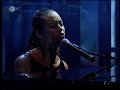 Alicia Keys- Fallin' (Live Wetten Dass)