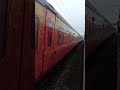 Lucknow New Delhi Tejas express overtaking Swarn jyanti