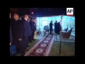 Gadhafi and Putin meet at fireside Bedouin tent