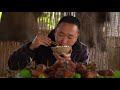 Lao'er cooked 4-kg pork belly at once, even the chickens can smell their scent