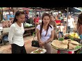 Must Try! Most Popular Cambodian Street Food Show – Grilled Chicken, Fish, Bee, Sweet Cake & More