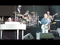 Brian Wilson with Al Jardine performing Help Me Rhonda