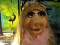 The Muppets - Miss Piggy Replica Puppet