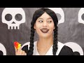 チョコレートの食べ物 vs 本物の食べ物のチャレンジ とともにWednesday Addams HAHANOM Challenge