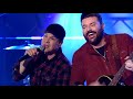 Gavin DeGraw & Chris Young Perform 'Hangin’ On' | CMT Crossroads