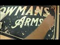 SIGN PAINTING a traditional GOLD LEAF pub sign... Using tools I've never used before. | Signwriting