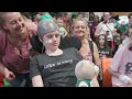 ED SHEERAN VISITS JUICED TV FOR A SURPRISE SHOW AT THE QUEENSLAND CHILDREN'S HOSPITAL!