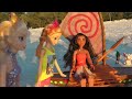 MOANA meets queen ELSA !  Anna & Elsa toddlers SAIL on Moana's boat - Ocean - Waves