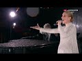 Paris 2024 - Celine Dion sings 