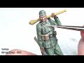 Painting a 1/35 WW2 German Soldier | Scale 75 Landser