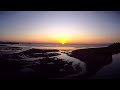 atardecer en la playa. vuelo en drone