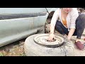 The genius girl repairs and restores a severely damaged old car.
