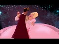 Tiana Goes to a Masquerade Ball | Disney Princess
