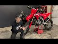 New Bike MUST DO !!! GREASE Your Bike NOW!!! / How to Grease the Axles, Linkage and Swing Arm