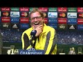 PK-Spaß! Dolmetscher imitiert Jürgen Klopp: 