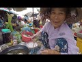 Chợ Cá Chồm Hổm Nằm Cạnh Biển | Hải Sản Tươi Ngon Tại Chợ Duồng, Chí Công