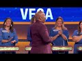 Steve Harvey stops show for very special moment. (UNCUT)