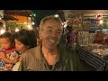 Traumfrau in Thailand - Teil 3: Nom und Hanjo in Kauflaune | stern TV (2012)