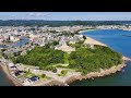 海を望む唐津城と虹の松原　Castle overlooking the ocean and Japan's Three Greatest Pine GrovesRainbow Pine Grovein