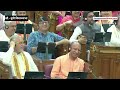 CM Yogi vs Shivpal Yadav : सीएम योगी और शिवपाल यादव के बयानों पर लगे जोरदार ठहाके | Hindi News