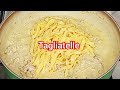 Tagliatelle con funghi e salsiccie