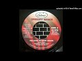 Gregory Isaacs ‎– Falling In Love Again