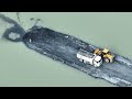 Machine power Dozers SHANTUI  Push Sand Rock In lake With Truck Dump 25Ton Delivery