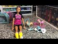 Real Littles: Cutie Carries Barbie Scale dogs unboxing and review