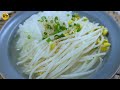 [ENG]아무것도 넣지 않고 소금만 넣어도 국물이 고소하고 시원한 무 콩나물 볶음/Stir-fried radish and bean sprouts ::212