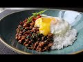 Spicy Thai Basil Chicken (Pad Krapow Gai) - How to Make Spicy Basil Garlic Chicken