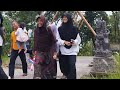 ASKING FOR A PHOTO WITH THE STATUE WAS EVEN RUNNING IN FEAR!! HUMAN STATUE PRANK