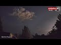 El momento exacto en que meteorito cae en la tierra