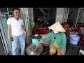 Độc lạ Nồi Bánh Canh Huyết Tép Rim Kho Cháy hột vịt lộn cực ngon, khách nườm nượp tìm ăn