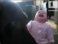 Bebê dá gargalhadas sem parar e vira hit na web