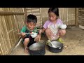 Poor sisters, looking for crabs and snails to survive each day