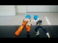 Goku and Vegeta Do the Fusion Dance (Stop Motion Animation)