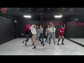 MOMOLAND(모모랜드) - 