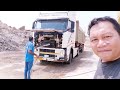 WASHING TRAILER TRUCK IN DESERT BUHAY OFW SAUDI ARABIA