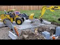 Road Building RC 1:16 Scale | Huina 580 and Liebherr 946 Excavating | Realism Is Key