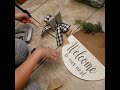How to make a wood round welcome sign DIY,  DIY wood sign, Glowforge wood sign, farmhouse sign