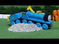 Gordon Takes a Tumble (2021) (Wooden Railway Re-Remake)