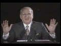 Lee Iacocca takes on the Press