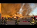 **MASSIVE Elizabeth NJ BLAZE** HEAVY FIRE Destroys HUGE Warehouse - Huge Smoke Cloud Travels to NYC