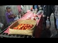 Malam Minggu ke Pasar Malam Beli Kelapa