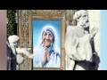 Mother Teresa - 20th Century Humanitarian | Biography