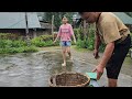 The two children at his house went to the lake to spread nets to catch