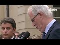 Passation de pouvoirs à Matignon : Michel Barnier lance un petit tacle à Gabriel Attal