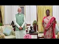 Sa shisien Synshar Biang ka BJP Ha India:Sngi Saitjaiñ yn bam smai u Modi