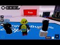 Play Pick a side on Roblox￼